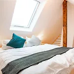 Lofts - Geschmackvolle - Naehe Uni, Klinikum, Industriepark Mittelfeld Apartment *